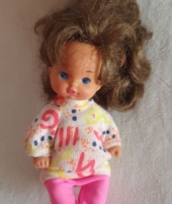 Poupée La nièce de Barbie3