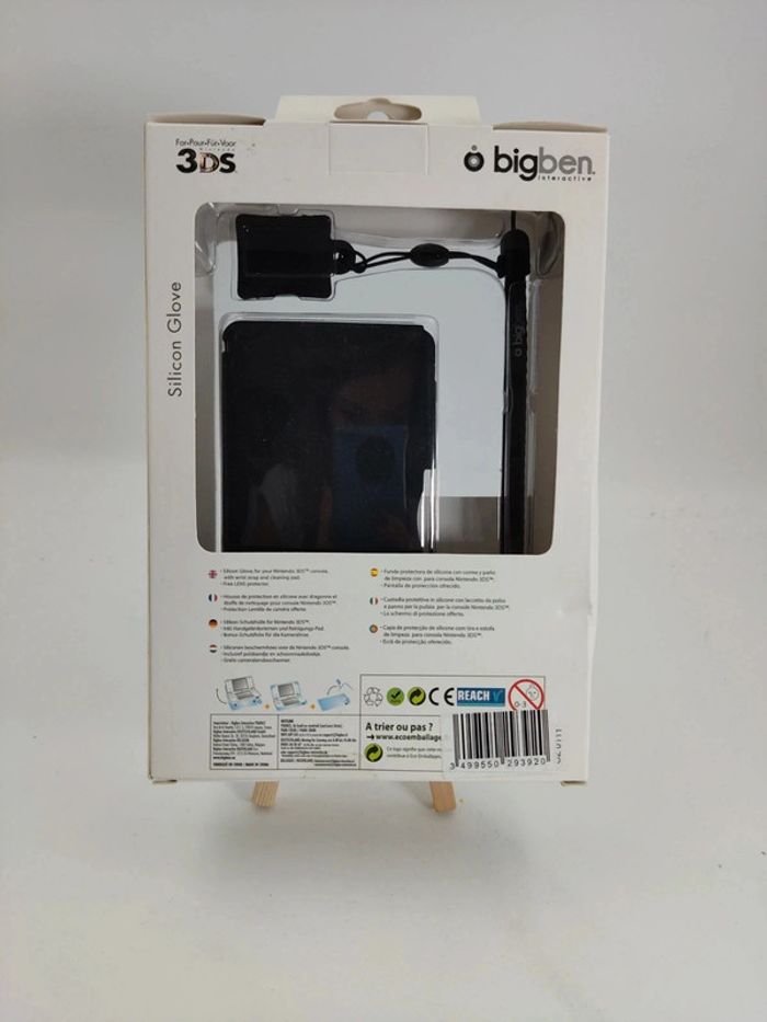 pochette de protection silicone nintendo 3DS gris foncé bigben - photo numéro 2