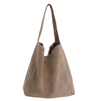 Sac fourre-tout en daim.