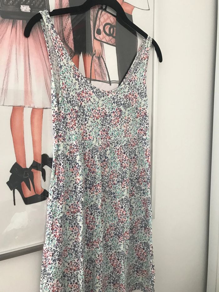 Robe fluide fleurie H&M 14 ans + - photo numéro 6