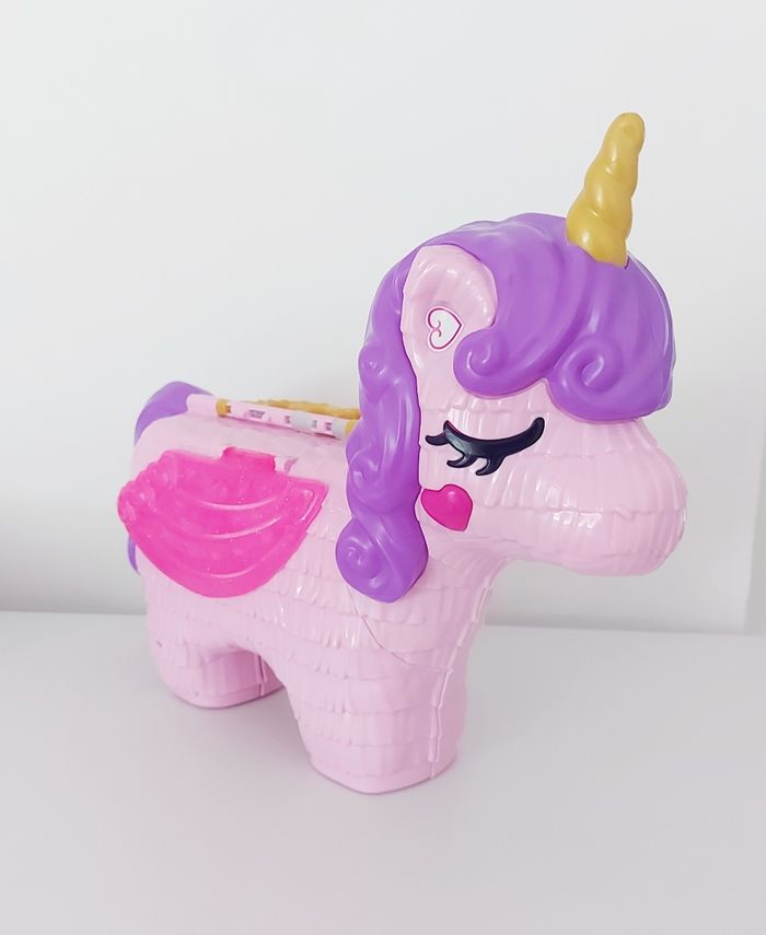 Polly Pocket piñata licorne
