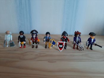 LOT DE 7 FIGURINES DIVERSES "PLAYMOBIL" - 2016 - NEUF - n°30