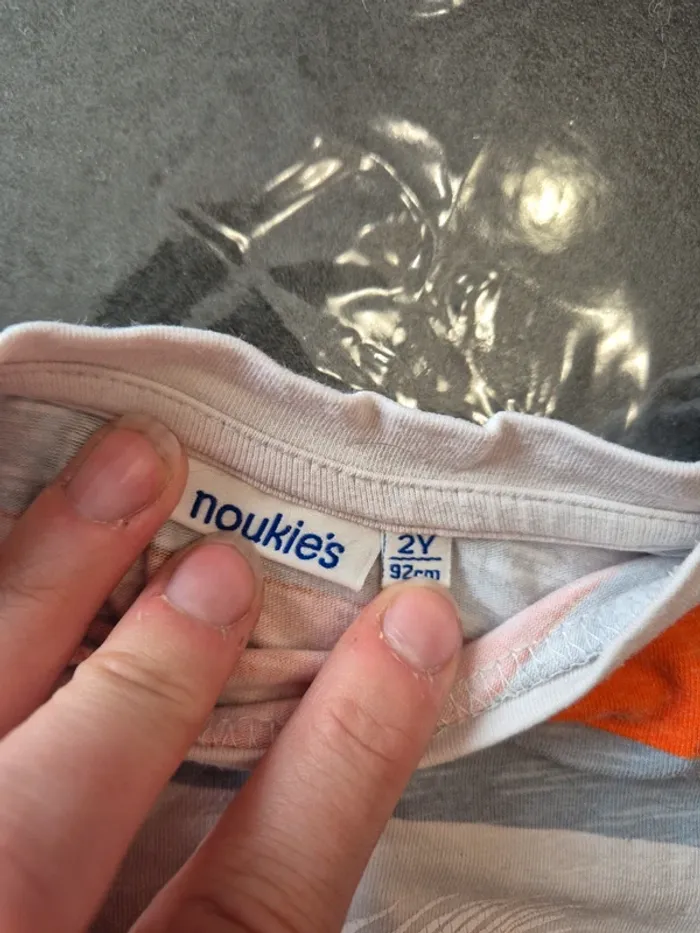 T-shirt feuilles - photo numéro 3