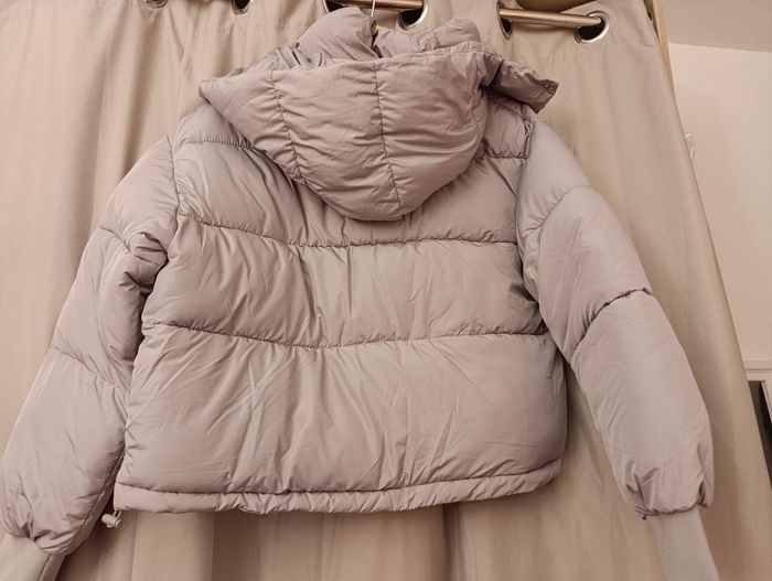 DOUDOUNE MODE FEMME ENTIÈREMENT NEUVE AVEC L ÉTIQUETTE - photo numéro 2