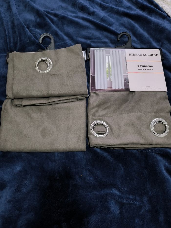 Paire rideaux suedine neufs