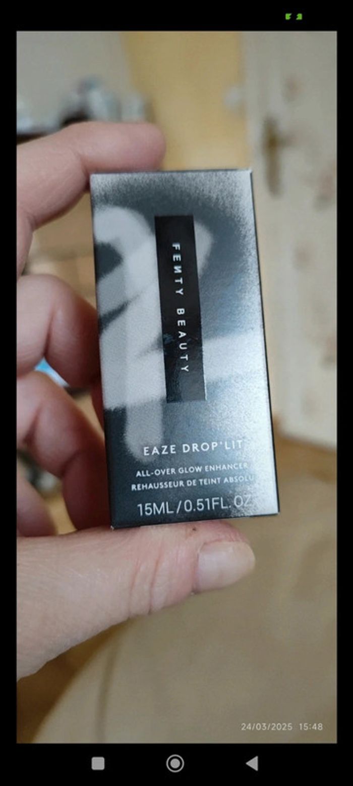 Fenty Beauty Eaze Drop Lit All Over Glow Enhancer 15 ml
Teinte 01 Pink Pearl - photo numéro 2