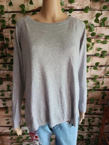 🌸Pull Fin Gris Tex Taille 42🌸
