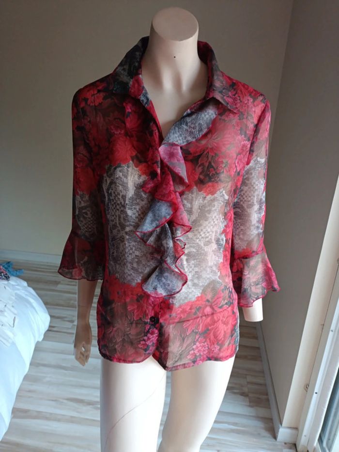 Chemisier imprimé Léger un peu transparent taille 38/40 - photo numéro 2