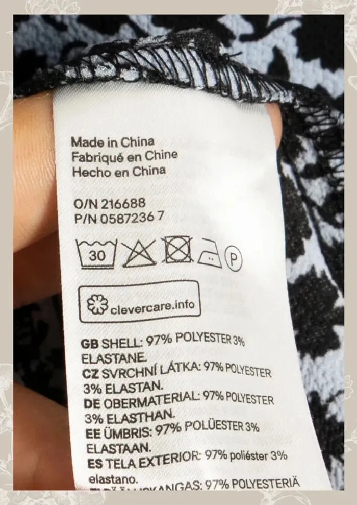 Robe à fleurs bleues manches papillon H&M taille 34 - photo numéro 7