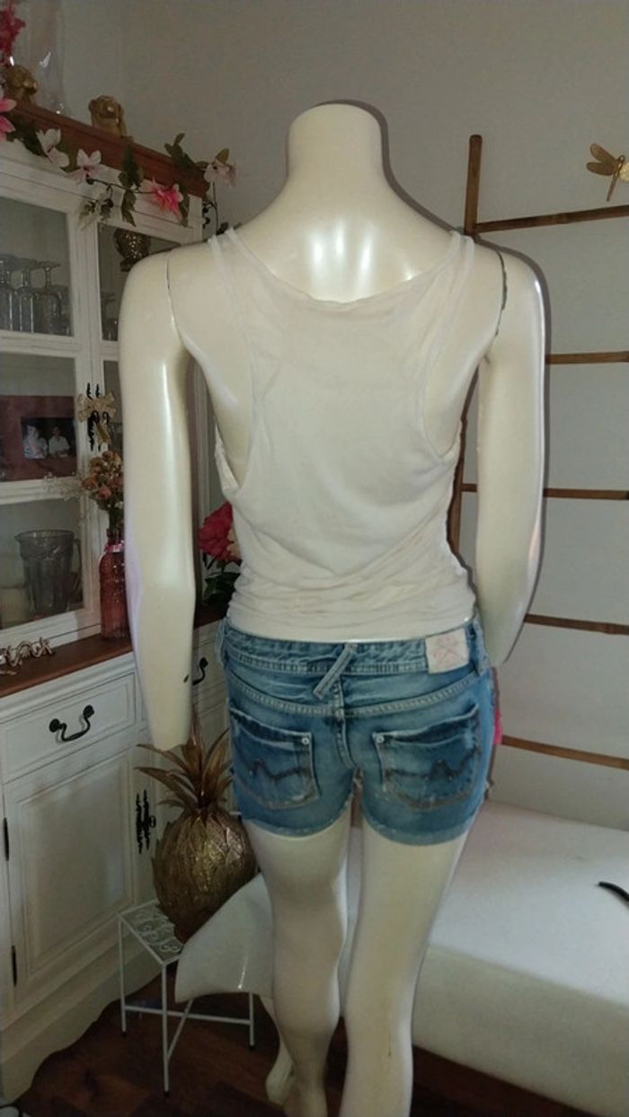 Short en jean by Le Temps des Cerises très bon état Taille 25 - photo numéro 9