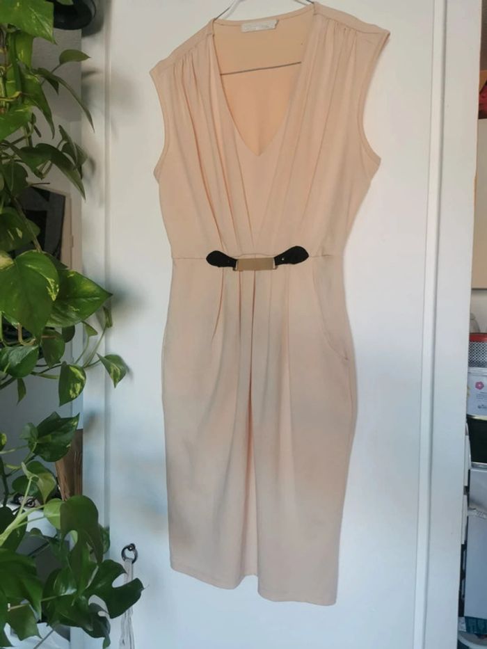 Robe beige l'olive verte