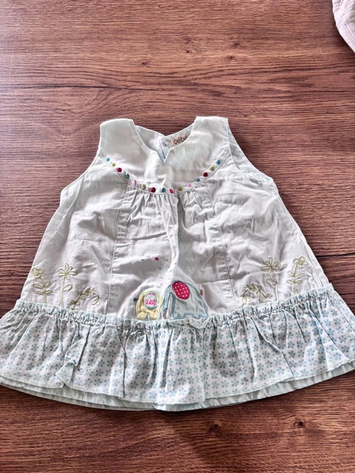 Robe sans manches