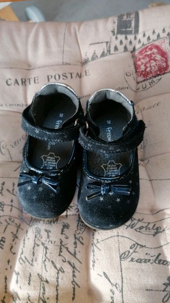 Chaussure bleu marine