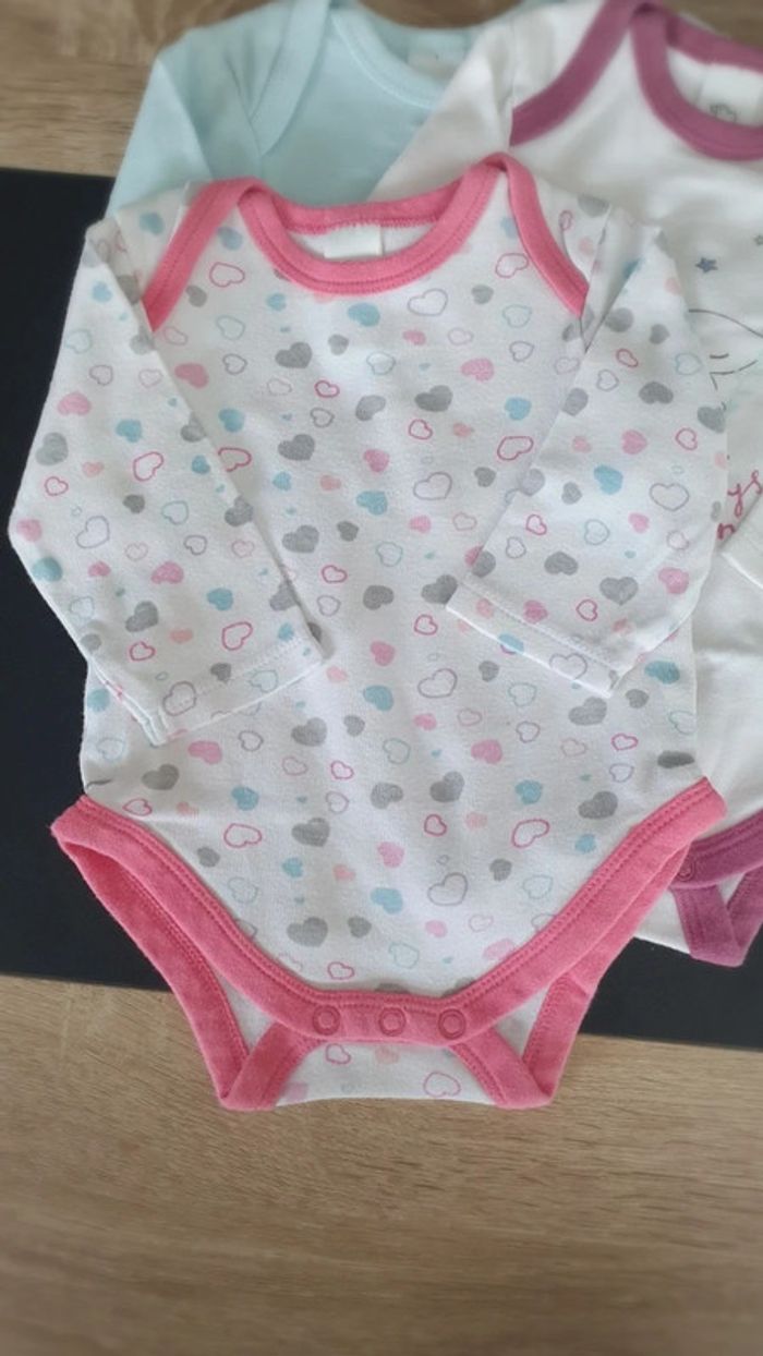 Lot de 6 bodies manches longues 68 cm - photo numéro 7