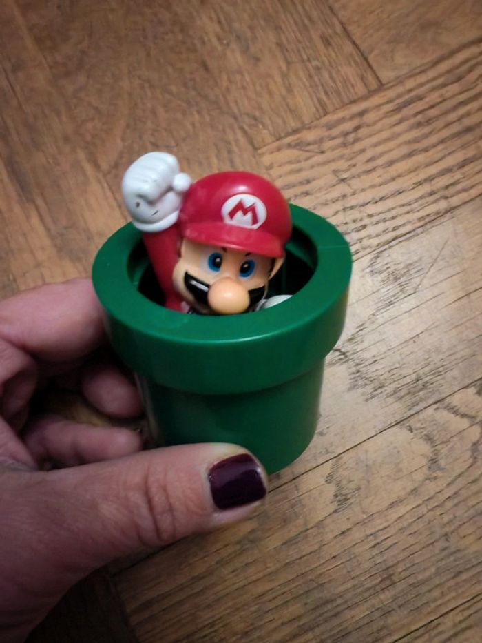 Figurine