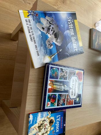 Lot de trois livres sur l’espace