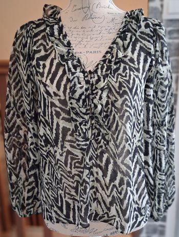 Blouse transparente zébrée noire et kaki