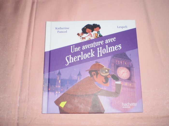 LIVRE UNE AVENTURE AVEC SHERLOCK HOLMES   histoire racontée avec son,neuf