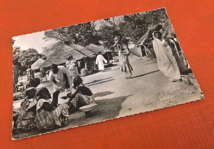 Carte postale ancienne  Afrique Occidentale Française Village Africain - photo numéro 4