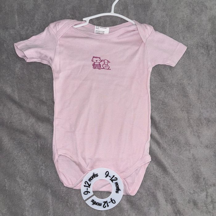 Lot bodies manches courtes bébé fille 9 mois - photo numéro 3