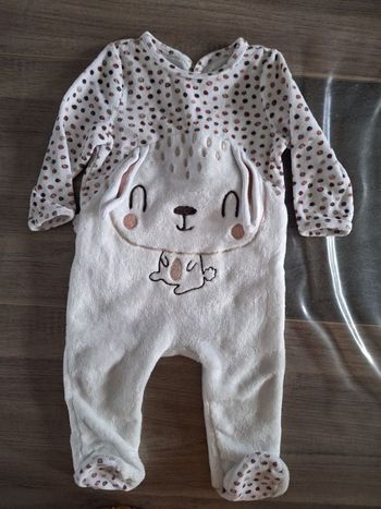 Pyjamas 9 mois