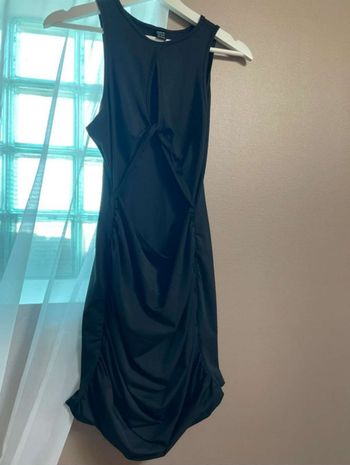 Robe noire longue