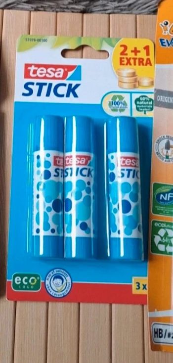 Stick de Colle sans Solvant et Écologique.