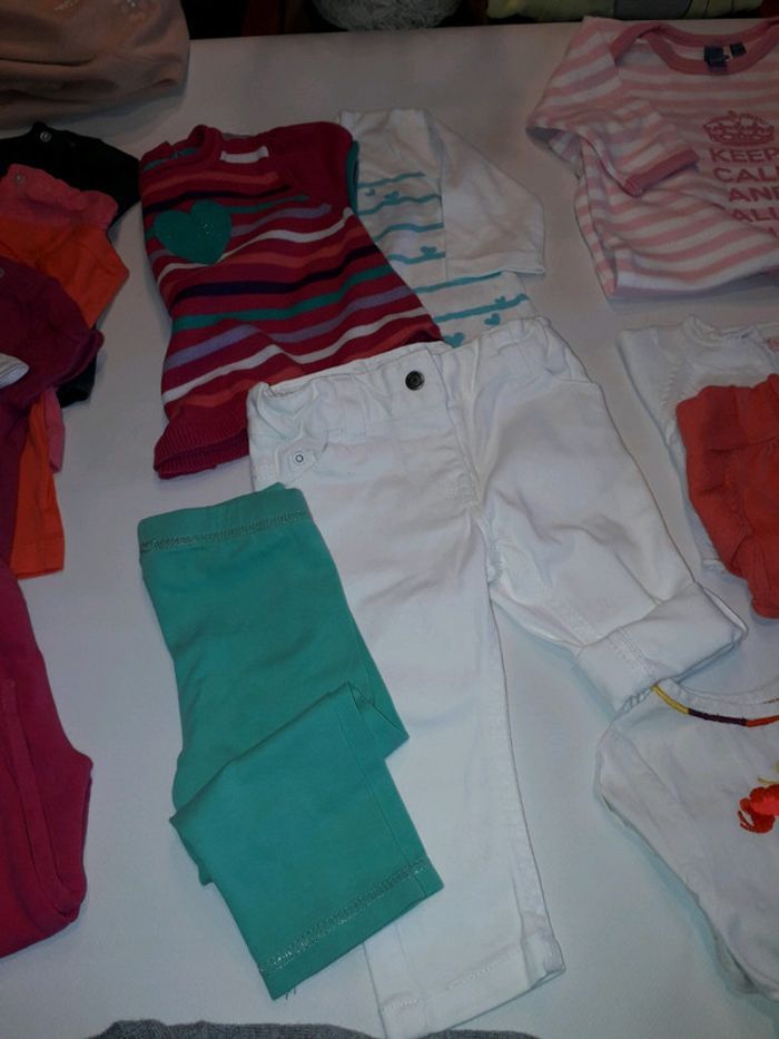 Lot 23 vêtements avec chaussures 6 et 9 mois Printemps - été plus - photo numéro 5