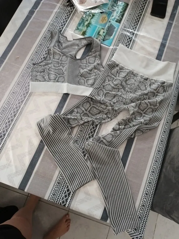 Ensemble de sport