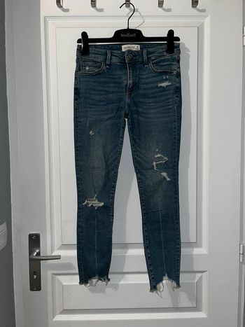 Jean déchiré bleu, taille S