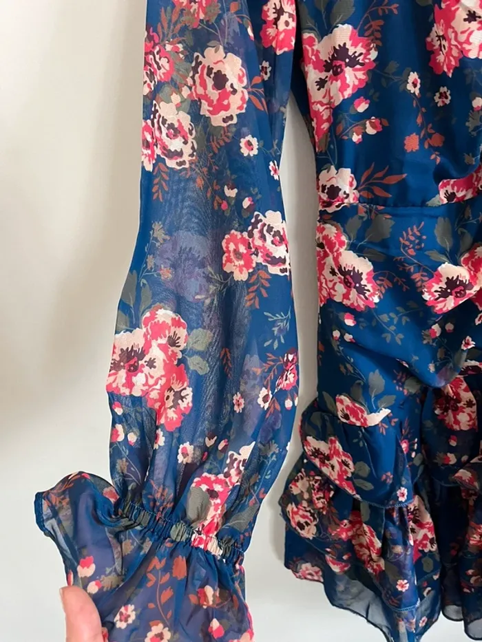 Robe sexy fleurs bleu reyon neuve - photo numéro 5
