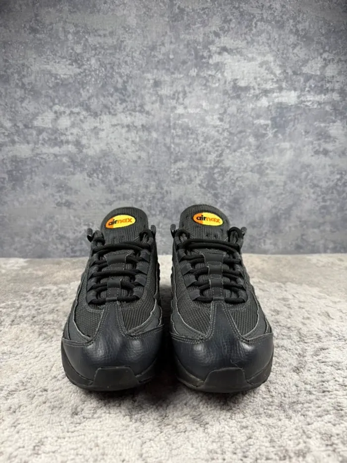 Nike Air Max 95 - Anthracite Safety Orange - Black & Grey & Red & Orange - photo numéro 2