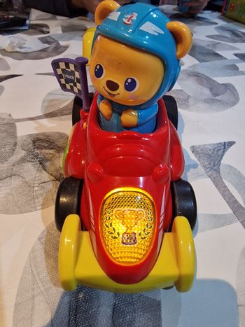 Voiture de course vtech