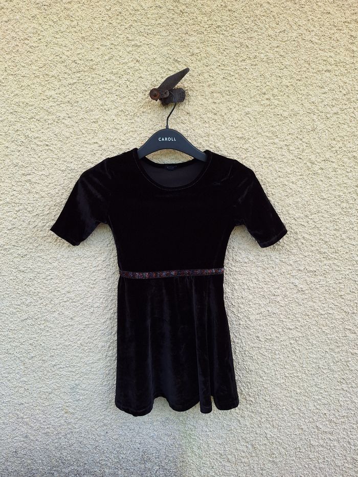 👗 Magnifique robe manches courtes Kiabi 8 ans