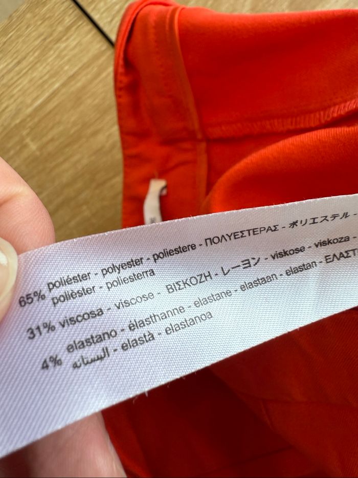 Pantalon cintré et bas ouvert rouge bershka taille 32 XXS - photo numéro 6