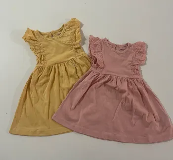 Lot 2 robes sans manches - 3-6 mois - Primark