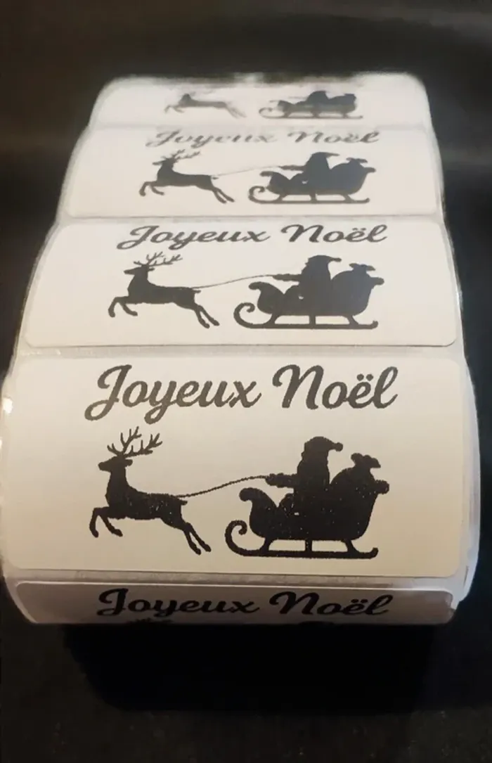 Lot 50 étiquettes autocollantes “Joyeux Noël” 60x30 mm