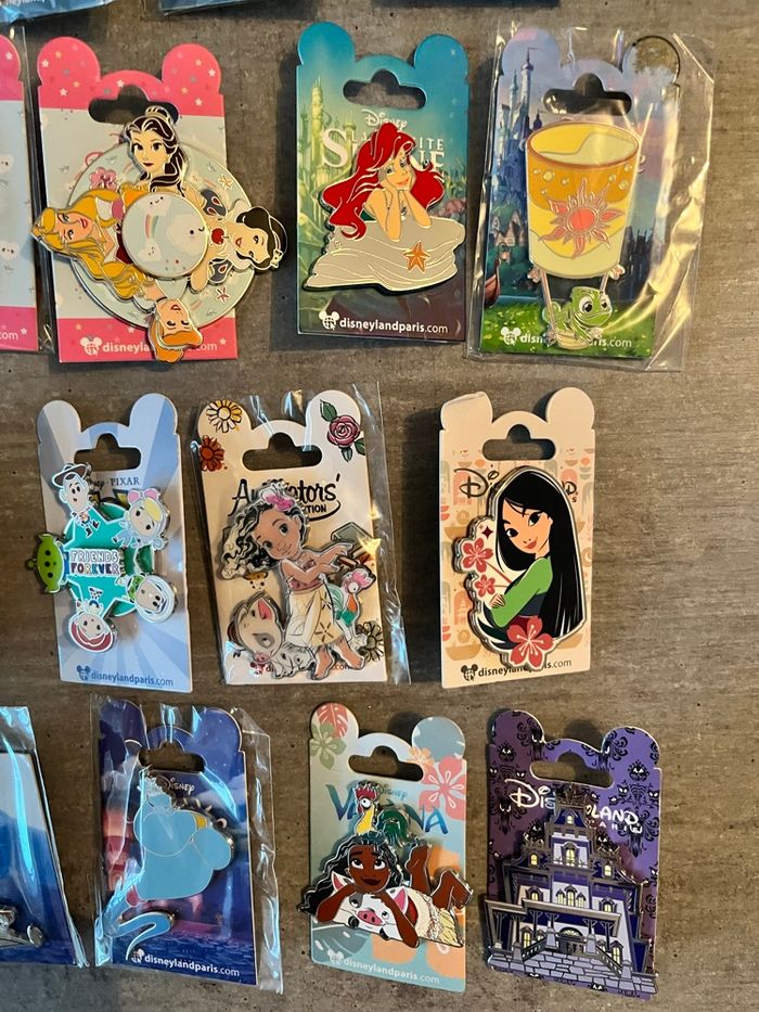 Achat en lot ou à l’unité pins divers Disney - photo numéro 4