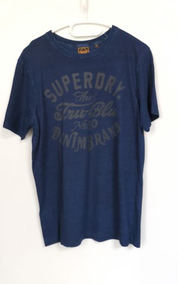 T-shirt taille S Superdry bleu marine 💘