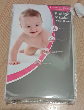 Protège matelas bébé