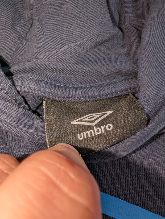 Sweat umbro 126 cm - photo numéro 4