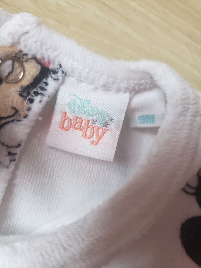 Pyjama 🎀 Disney baby 9 mois 2€ - photo numéro 3