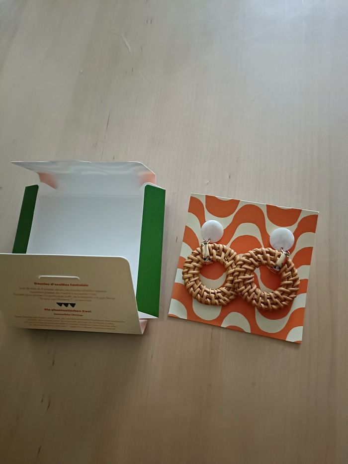 Lot de 10 bijoux fantaisie avec boîte - photo numéro 6