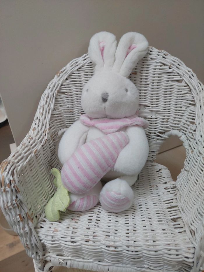 Interbaby - peluche lapin blanc et carotte rayée rose