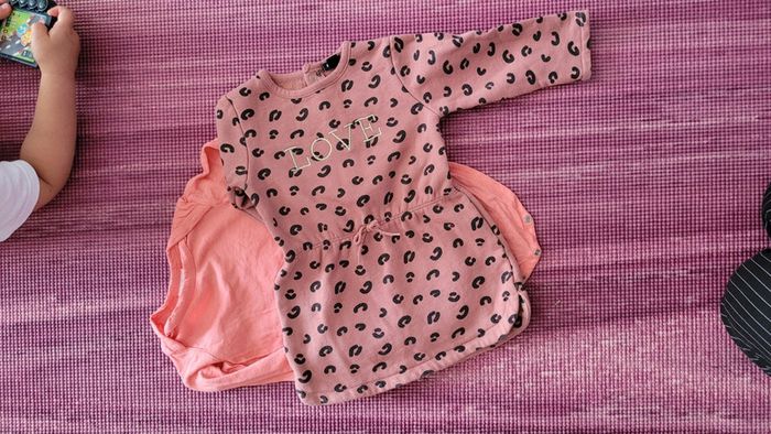 Ensemble Robe 12M