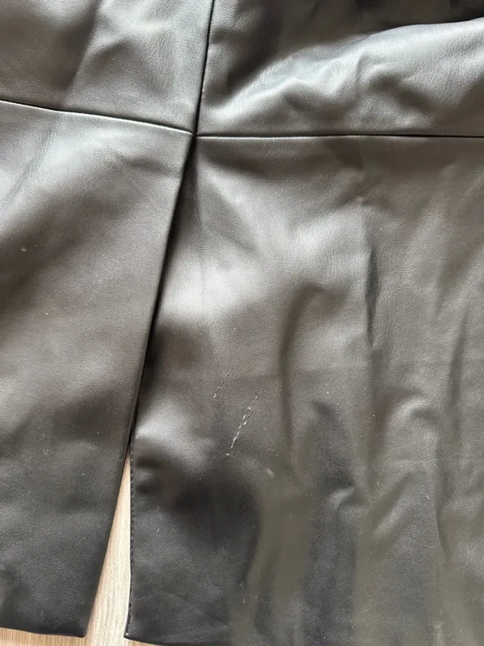 Blazer en simili cuir Bershka - photo numéro 8