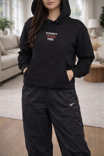 Sweat à capuche crop noir Tommy Jeans 1985 – Neuf avec étiquette