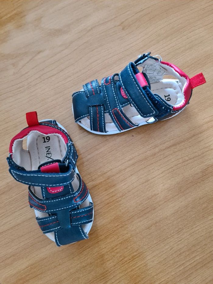 Sandales garçon pointure 19 - photo numéro 2