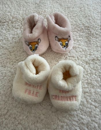 2 paires de chaussons 