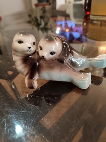 Figurine vintage otaries